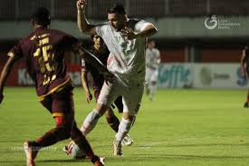 Laga persija vs psm makassar itu digelar di stadion kanjuruhan, malang, pada senin (22/3/2021) malam wib. Qek1xxdkyx9tm