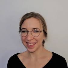 Lea Fink's Instagram, Twitter & Facebook