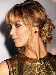 In this hairstyle the high volume in the crown is completely balanced by the chignon in the nape of the neck. Prom Updo With Bangs Surat Mib