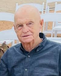 Maxine Trimble's Instagram, Twitter & Facebook