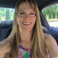 Natalie Petersen's Instagram, Twitter & Facebook