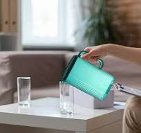 KQJQS Cold Water Bottle 2.2L Pitcher with Lid Iced Tea Pitcher with Lid  Gallon Water Pitcher Plastic Milk Bottle Cold Water Jug Beverage Lemon  Bottle