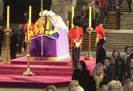 Lady di falleció el 31 de agosto de 1997 y su funeral se ofició en londres una semana después, el 6 de septiembre. El Funeral De Diana De Gales Un Protocolo Digno De Una Reina