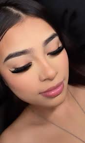 Evelyn Lashes
