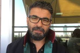 Tıpış Tıpış Çıkmayacağımı Söyledim, Omuzlarında Taşıdılar”