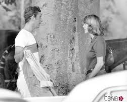 El príncipe william y kate middleton le dieron la bienvenida a una princesa el sábado por la mañana. El Principe Carlos Y Camilla Parker Bowles Cuando Eran Jovenes La Familia Real Britanica En Imagenes Foto En Bekia Actualidad