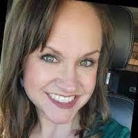 Shawna Hardin's Instagram, Twitter & Facebook