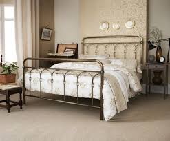 Brass, nickel and chrome are all very popular materials and each of them provides a wonderful finish to the bed. Shilton Antique Brass Metal Bed Frame Slaapkamer Bed