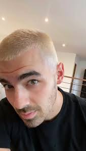 Stylish hairstyles for platinum blonde hair men. Joe Jonas Got A New Platinum Blonde Hair Color
