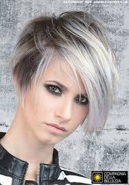 See more of kurzhaarfrisuren damen on facebook. Kurzhaarfrisuren Damen Grau