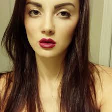 Eve Brooks (@Ev7Lina)