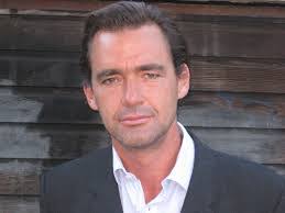 Richard Linton's Instagram, Twitter & Facebook