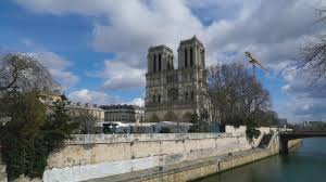 Le feu, dont la gravité restait encore à déterminer, a pris dans les combles de la cathédrale, monument historique le plus visité d'europe, ont indiqué les pompiers. Notre Dame De Paris Deux Ans Apres L Incendie Billet Retour