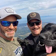 Ferries cancelled due to snowbirds, causing delays