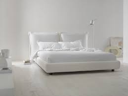 Lit Double Avec Tete Rembourree Face By My Home Collection Design Massimiliano Di Domenico Idees De Lit Literie Contemporaine Tete De Lit Capitonnee