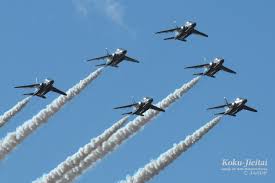 Jun 24, 2021 · ブルーインパルスは航空自衛隊のアクロバットチームで、7月23日に行われる東京オリンピックの開会式当日の日中にも都心上空を飛行します。. T 4 ãƒ–ãƒ«ãƒ¼ã‚¤ãƒ³ãƒ'ãƒ«ã‚¹ é˜²è¡›çœ Jasdf èˆªç©ºè‡ªè¡›éšŠ