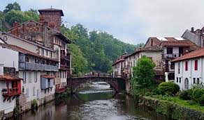 Saint Jean Pied De Port El Camino Frances Camino De Santiago Basque Country Places To Go