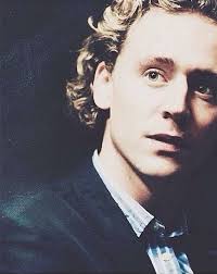 Hmmm Loki Is Featured With Blonde Hair In The Myths I Wonder Why It S Bla Sees Tom Hiddleston Tom Hiddleston Thomas William Hiddleston Tom Hiddleston Loki