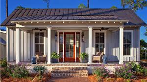 The form of this building can be traced back to the early one text description provided by the architects. Palmetto Cottage Sl 2009 By Court Atkins Group For Southern Living House Plans Artfoodhome Com