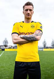 Puma borussia dortmund 20/21 stadium 1/4 zip top. Puma Launch Borussia Dortmund 2019 20 Home Shirt Soccerbible