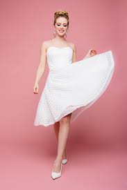 Maybe you would like to learn more about one of these? Standesamtkleid Vintage Kurz Heirate Im Flotten Gute Laune Kleid