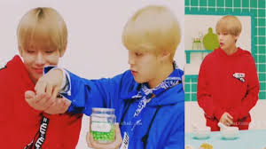 Taehyung jungkook jeon jungkook cute foto jungkook foto bts bts photo bts bangtan boy bts boys jin. Jimin And V ì§€ë¯¼ íƒœí˜• Bts Cute Moments Youtube