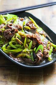 Stir Fried Beef With Leeks Recipe Leek Recipes Fried Beef Leeks