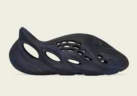 Dubbed the yeezy foam runner, the new shoes will go on sale in 2020, according to website yeezy mafia, which tracks the latest news and releases from. Adidas Yeezy Foam Runner Mineral Blue Gv7903 Sneakernews Com