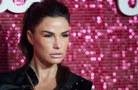 Not only did the mum of five reveal she'd recently suffered a 'bad breakdown' and spent five weeks in celebrity rehab clinic the. Katie Price Uber Ihren Sohn Hoffentlich Stirbt Er Vor Mir