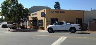 Old Town Glass Novato Supplier