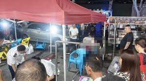 網瘋傳武漢夜市槍擊影片烤肉攤食客遭爆頭1死2傷目擊者：直接開4槍 ...