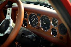 Triumph Stag Interior This One Features A Rosewood Veneer Dashboard Mountney Woodrim Steering Wheel And Full Leather Interior Inlcuding The T Bar