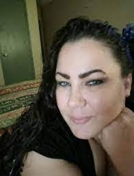 Rosalinda Leach's Instagram, Twitter & Facebook