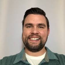 Derek England's Instagram, Twitter & Facebook