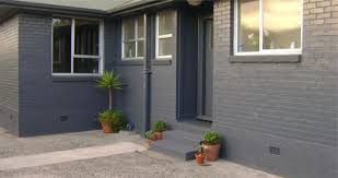 Black And White House Exterior Nz Painted Brick Houses Nz Google Search Exterior Brick Painted Brick Exteriors Exterior Gray Paint
