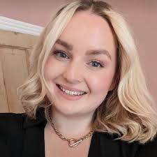 Amelia Lloyd (@amelialloyd)