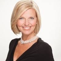 Miranda Knapp's Instagram, Twitter & Facebook