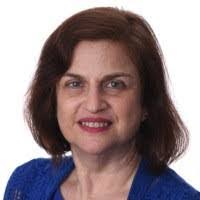 Mindy Gross's Instagram, Twitter & Facebook