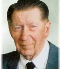 Richard Michaelis's Instagram, Twitter & Facebook