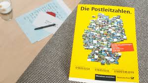 In deutschland ist die postleitzahl fünfstellig. Deutsche Post Dhl Group Medienservice Juli 2018 25 Jahre Funfstellig Die Postleitzahl Feiert Jubilaum
