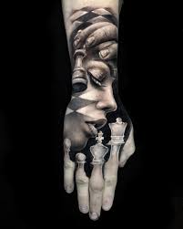 If you are a chess pro then you will undoubtedly appreciate that chess pieces appear in distinct characteristics and proportions. Checkmate Chess Hand Piece