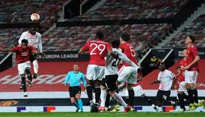 تحظى ميلان بالعديد من المعالم السياحية الجديرة بالاستكشاف بفضل ماضيها الساحر وحاضرها الآسر ومستقبلها المثير. Ù…ÙŠÙ„Ø§Ù† Ø¶Ø¯ Ù…Ø§Ù†Ø´Ø³ØªØ± ÙŠÙˆÙ†Ø§ÙŠØªØ¯ Ø¹Ù‚Ø¯Ø© Ø³Ø§Ù† Ø³ÙŠØ±Ùˆ ØªØ­Ø§ØµØ± Ø§Ù„Ø´ÙŠØ§Ø·ÙŠÙ†