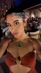 Have to learn to Lovve me trough all seasons 💐