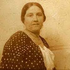 Obdulia Alvarez's Instagram, Twitter & Facebook