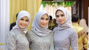 Tarif terupdate dan hasil ongkir sangat cepat & akurat. Forum Berapa Kisaran Biaya Jahit Dress Bridesmaid Buat Hijabers