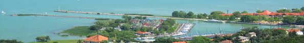 Fonyód egy város somogy megyében, a fonyódi járás központja.népszerű üdülőhely és kikötőváros a balaton déli partján. Fonyod Travel Guide At Wikivoyage