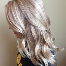 For cooler blonde, i would do a heavy highlight all over with a cream bleach mixed with a low volume to get as much warmth out as possible. 55 Wonderful Blonde Hair Shades For Golden Dreams Hair Motive Hair Motive