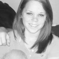 Katie Miles (xxxkatieleexxx)