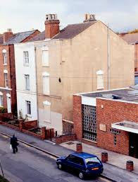 The fred west house:the english couple formed of fred and rosemary west was a peculiar one. Fred And Rosemary West Britain S Worst Serial Killers Haunt A City
