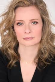 Leanne Hebert's Instagram, Twitter & Facebook